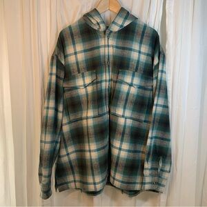 Levi’s 100% Cotton Plaid Hooded Jacket Shacket Size XL Oversized‎